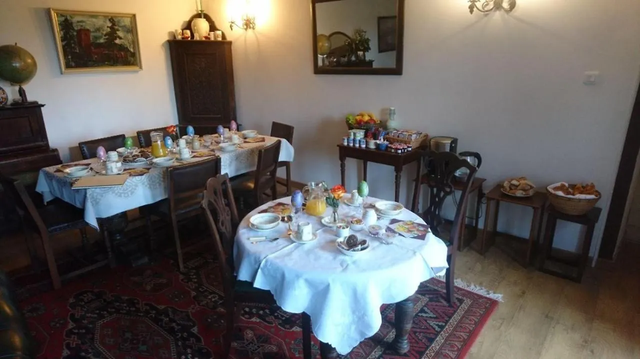 La Barriere Bed & Breakfast Rimou 0*,  France